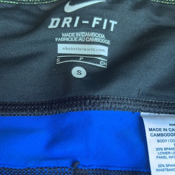 3 pair Nike - DriFit work out Legging size S P - Picture 8 of 15
